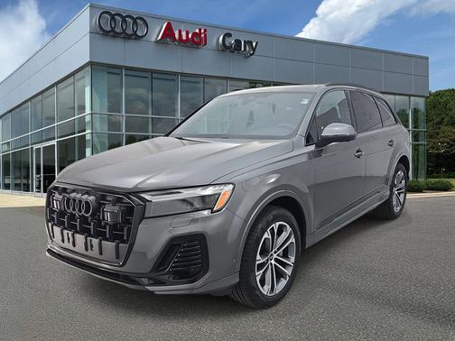 2025 Audi Q7 45 Premium