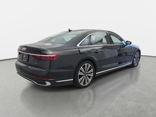 2022 Audi A8 L 55 TFSI quattro Tiptronic
