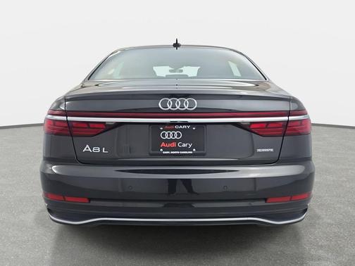 2022 Audi A8 L 55 TFSI quattro Tiptronic