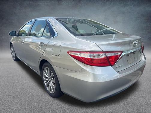 2016 Toyota Camry XLE