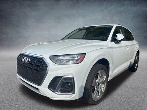 2025 Audi Q5 45 S line Premium Plus