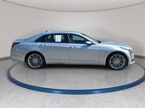 Radiant Silver Metallic 2018 Cadillac CT6 3.6L Luxury