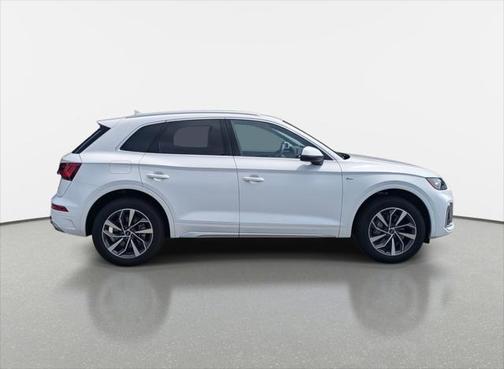 2024 Audi Q5 45 S line Premium