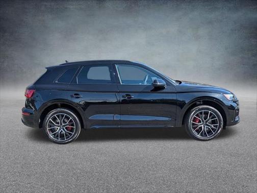 2025 Audi SQ5 3.0T Premium Plus