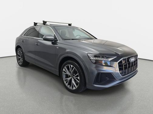 2021 Audi Q8 55 Premium Plus