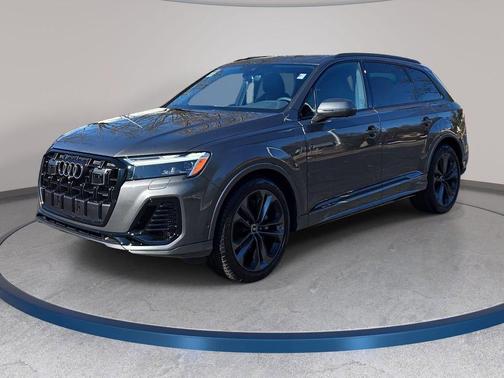 Samurai Gray Metallic 2026 Audi Q7 55 Premium Plus