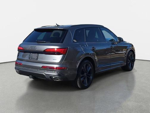 2026 Audi Q7 55 Premium Plus