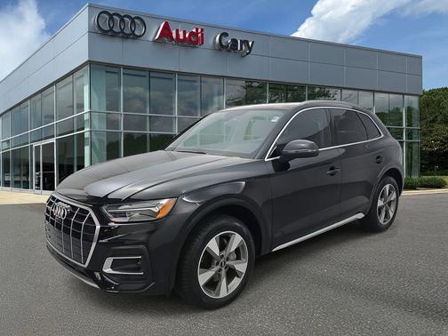 2023 Audi Q5 40 Premium Plus