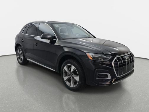 2023 Audi Q5 40 Premium Plus