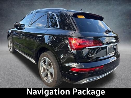 2023 Audi Q5 40 Premium Plus