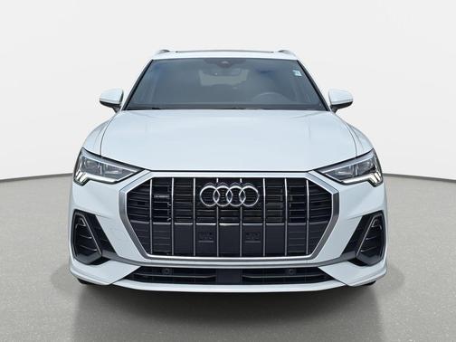 2024 Audi Q3 Premium 45 TFSI S line quattro Tiptronic