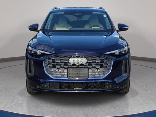 Navarra Blue Metallic 2025 Audi Q5 Prestige TFSI quattro S tronic