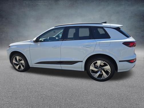 Glacier White Metallic 2025 Audi Q6 e-tron Premium Plus quattro