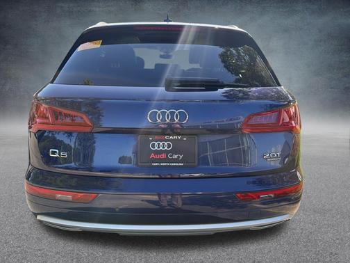 Navarra Blue Metallic 2018 Audi Q5 2.0T Tech Premium