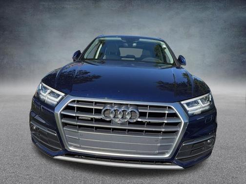Navarra Blue Metallic 2018 Audi Q5 2.0T Tech Premium