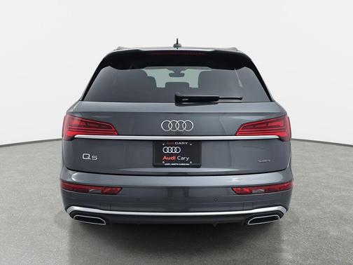 2023 Audi Q5 45 S line Prestige