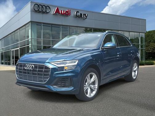 2022 Audi Q8 55 Premium