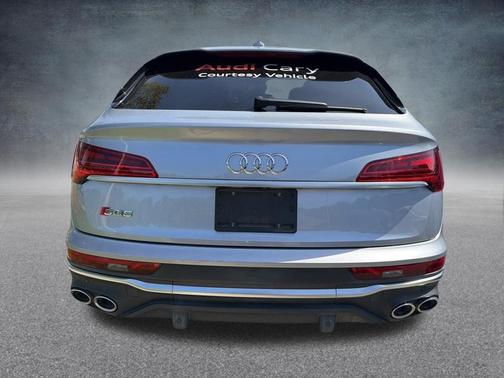 Florett Silver Metallic 2022 Audi SQ5 3.0T Premium