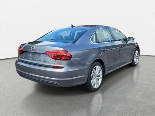 2018 Volkswagen Passat 2.0T SE