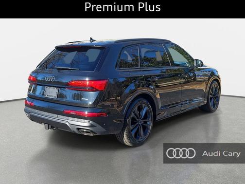2026 Audi Q7 55 Premium Plus