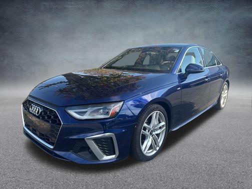 2022 Audi A4 45 S line Premium