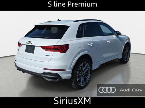 2025 Audi Q3 Premium 45 TFSI S line quattro Tiptronic