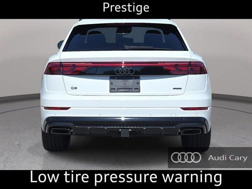 Glacier White Metallic 2026 Audi Q8 55 Prestige