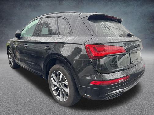 2024 Audi Q5 45 S line Premium