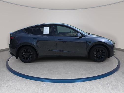 2024 Tesla Model Y Long Range Dual Motor All-Wheel Drive