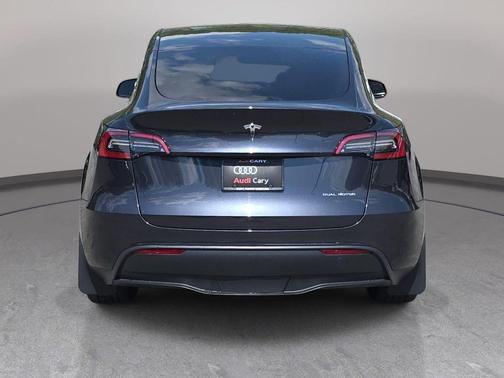 2024 Tesla Model Y Long Range Dual Motor All-Wheel Drive