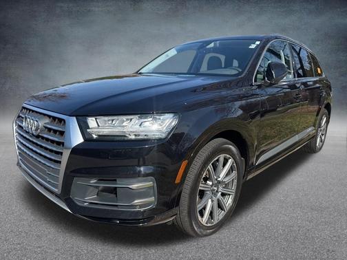 2019 Audi Q7 55 Premium Plus