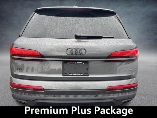 2025 Audi Q7 55 Premium Plus