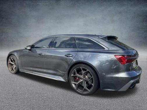 Daytona Gray Pearl Effect 2024 Audi RS 6 Avant 4.0T