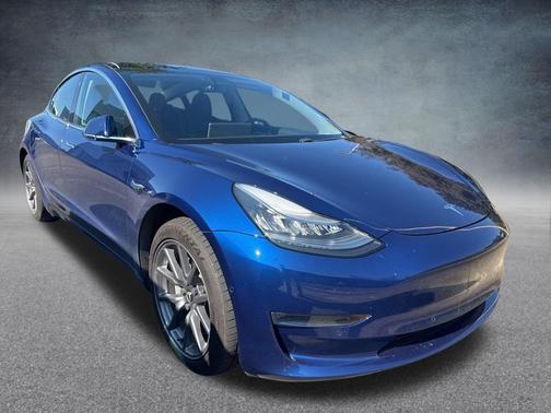 2020 Tesla Model 3 Long Range