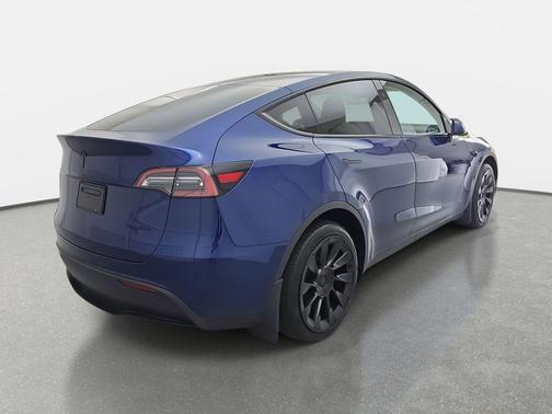2024 Tesla Model Y Long Range Dual Motor All-Wheel Drive