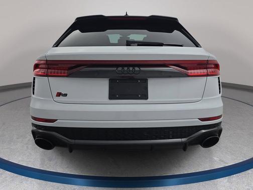 Glacier White Metallic 2023 Audi RS Q8 4.0T