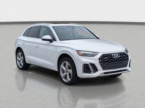 2024 Audi Q5 45 S line Premium Plus