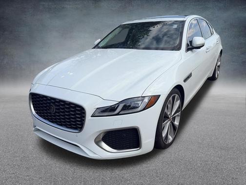 Fuji White 2022 Jaguar XF SE P250 RWD Automatic