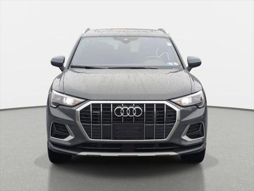 2022 Audi Q3 40 Premium