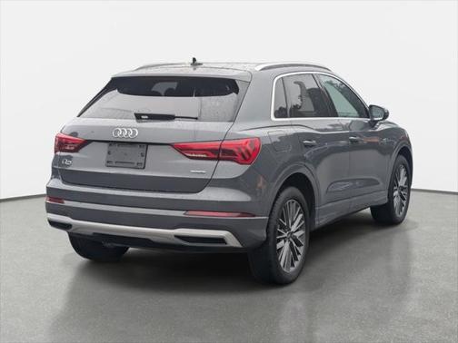 2022 Audi Q3 40 Premium
