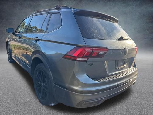 2022 Volkswagen Tiguan 2.0T SE R-Line Black 4MOTION
