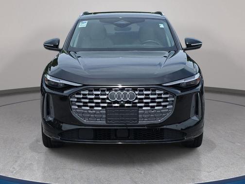 Black Metallic 2025 Audi Q5 Prestige TFSI quattro S tronic
