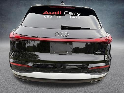 Black Metallic 2025 Audi Q5 Prestige TFSI quattro S tronic
