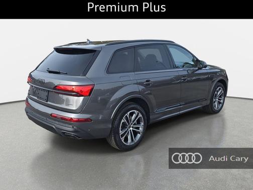 2026 Audi Q7 45 Premium Plus