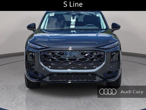 Daytona Gray Pearl Effect 2026 Audi Q3 S line