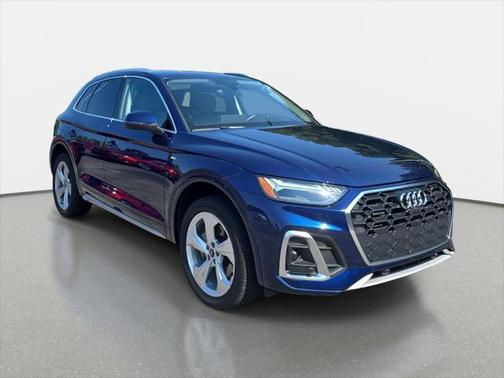2022 Audi Q5 45 S line Prestige
