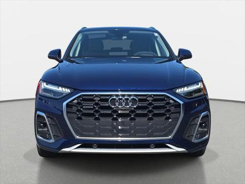 2022 Audi Q5 45 S line Prestige