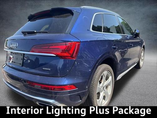 2022 Audi Q5 45 S line Prestige