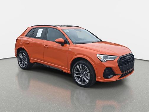 2025 Audi Q3 Premium 45 TFSI S line quattro Tiptronic
