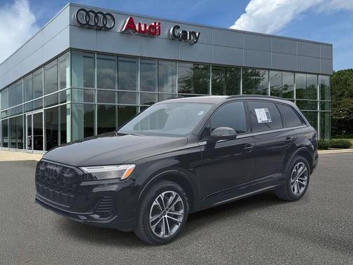 2025 Audi Q7 45 Premium